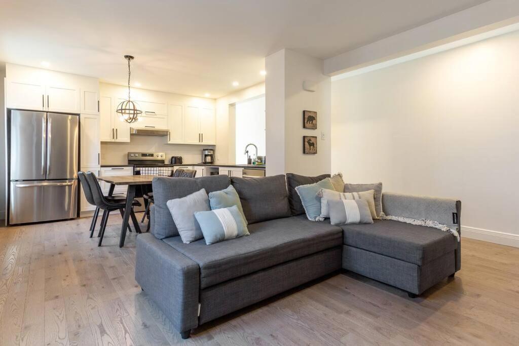 Free Parking, Beautiful 4 1/2- 2 Bedroom Apartment Montreal Zewnętrze zdjęcie