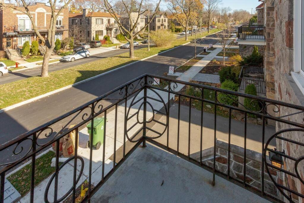 Free Parking, Beautiful 4 1/2- 2 Bedroom Apartment Montreal Zewnętrze zdjęcie