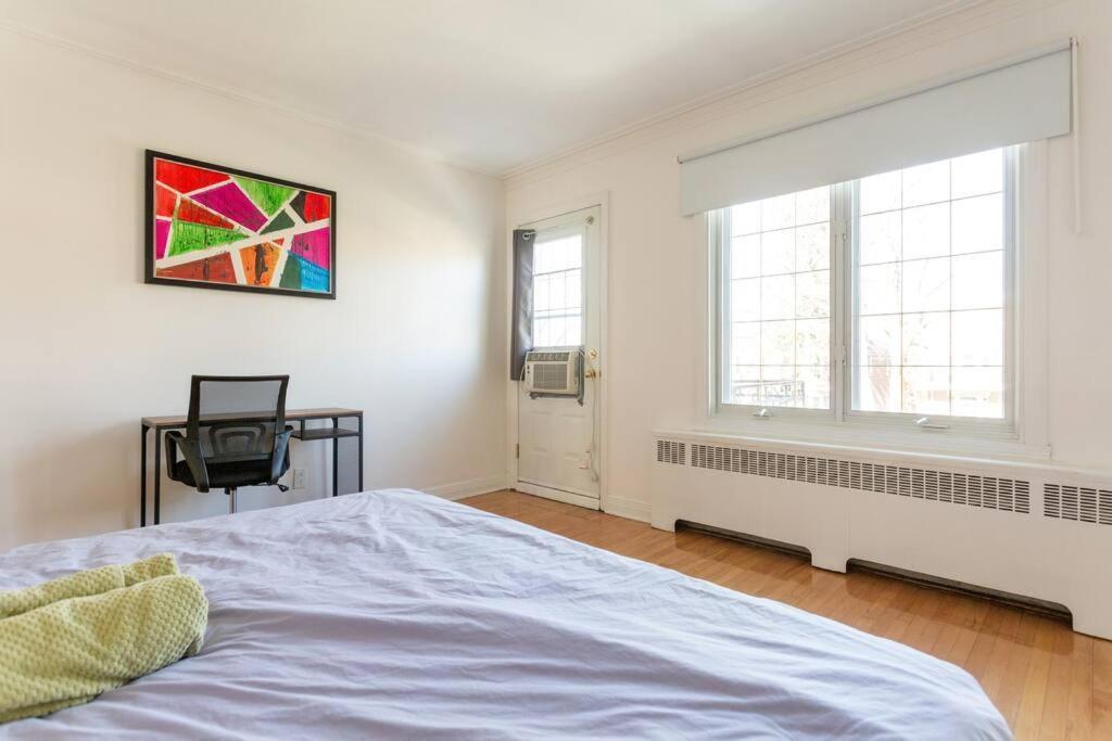 Free Parking, Beautiful 4 1/2- 2 Bedroom Apartment Montreal Zewnętrze zdjęcie