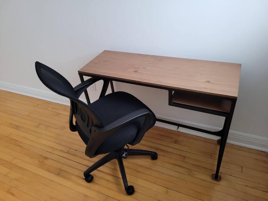 Free Parking, Beautiful 4 1/2- 2 Bedroom Apartment Montreal Zewnętrze zdjęcie
