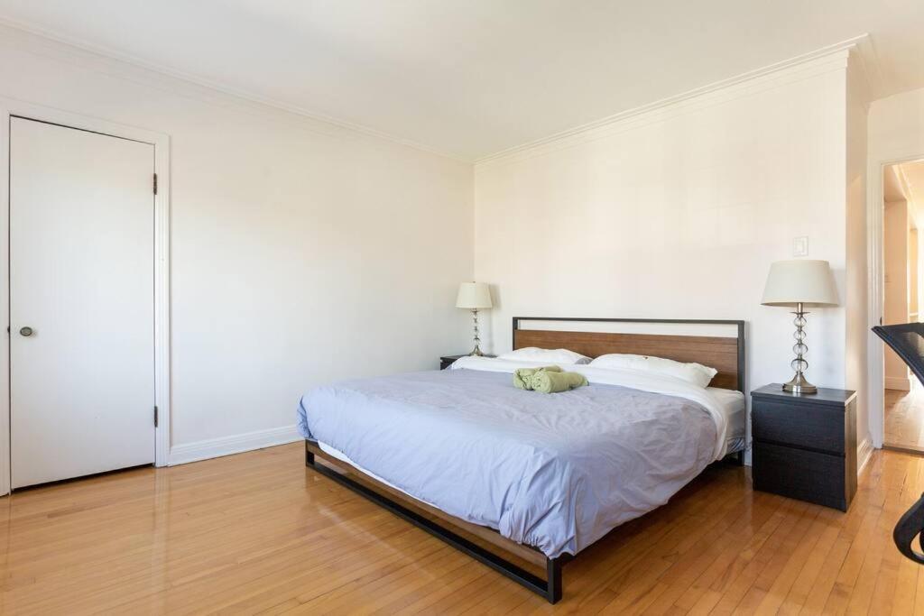 Free Parking, Beautiful 4 1/2- 2 Bedroom Apartment Montreal Zewnętrze zdjęcie